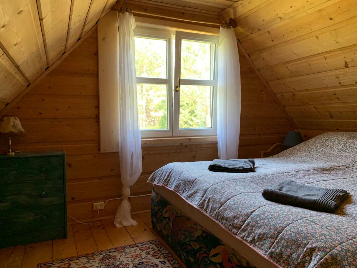 Swiety Spokoj Laka I Woda Pozezdrze Luaran gambar